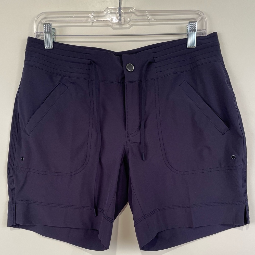 ATHLETA Women’s Navy Bermuda Shorts Size 6